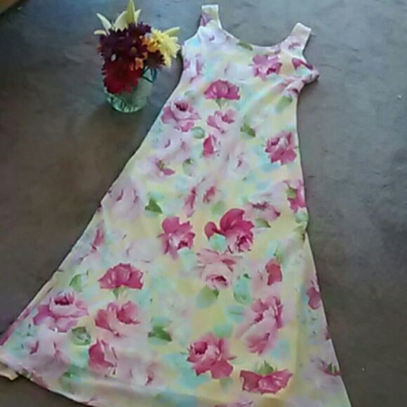 Be Smart Ultimate Tea  Dress V - Picture 1 of 9